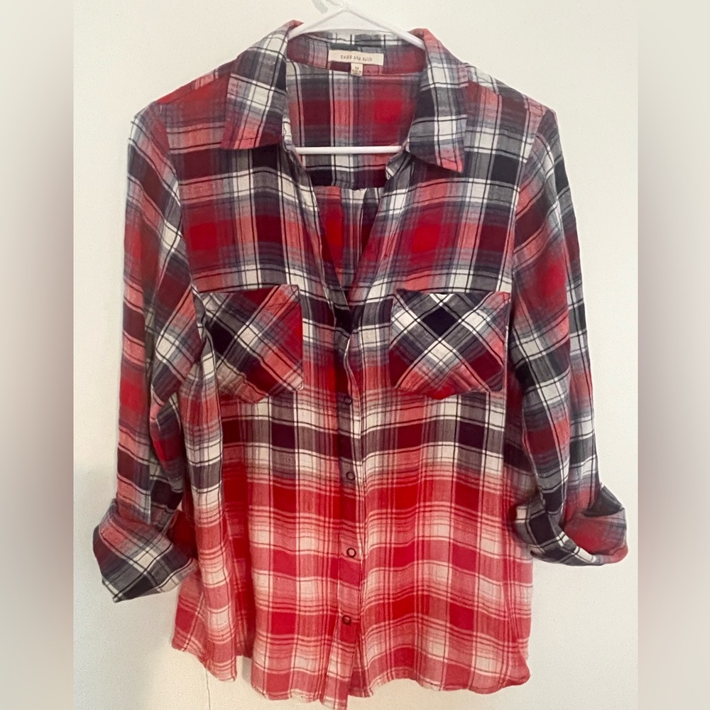 Women’s Medium -Skies Are Blue- Ombré button down blouse